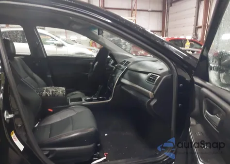 2017 Toyota Camry Se z USA, uszkodzony, nr VIN 4T1BF1FK2HU680831